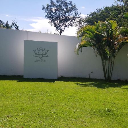 Lotus Suite Santa Cruz de La Sierra Zewnętrze zdjęcie